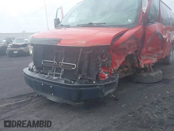2013 Chevrolet Express Passenger 1LS with VIN 1GAZGZFA0D1175302, listed as a IAAI auction lot 41966297 with 89,514 mi miles and . Bid and sale history available at DreamBid. Image 6.