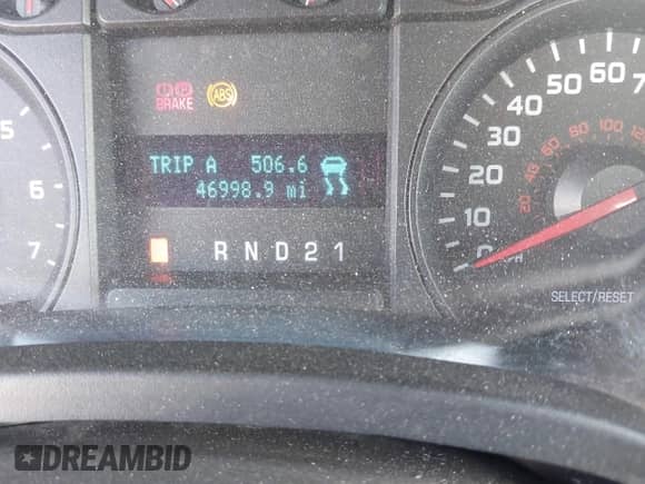 2009 Ford F-150 XL z VIN 1FTRF12W09KB06057, wystawiony jako IAAI lot #43419952 z przebiegiem 46 998 mil mil oraz . Historia ofert i sprzedaży dostępna na DreamBid. Obrazek 15.