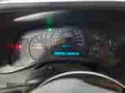 2005 Chevrolet Suburban LS z VIN 3GNFK16Z35G203233, wystawiony jako Copart lot #56381734 z przebiegiem 234 378 mil mil oraz Szkoda całkowita • Salvage title. Historia ofert i sprzedaży dostępna na DreamBid. Obrazek 9.