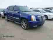 2010 Cadillac Escalade EXT Luxury with VIN 3GYVKMEF5AG207849, listed as a IAAI auction lot 41621832 with Not provided miles and . Bid and sale history available at DreamBid. Image 1.