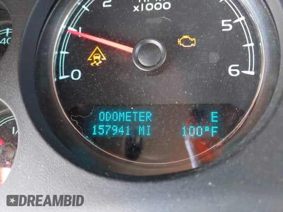 2009 Chevrolet Suburban LTZ с VIN 1GNFC36J69R299643, выставлен на аукционе IAAI как лот 42857351 с пробегом 157 941 миль миль и . История ставок и продаж доступна на DreamBid. Изображение 15.