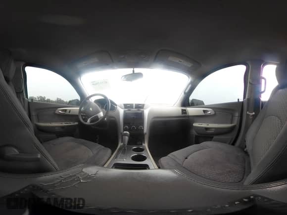 2010 Chevrolet Traverse LS z VIN 1GNLREED8AJ197191, wystawiony jako IAAI lot #42512569 z przebiegiem 167 169 mil mil oraz . Historia ofert i sprzedaży dostępna na DreamBid. Obrazek 18.