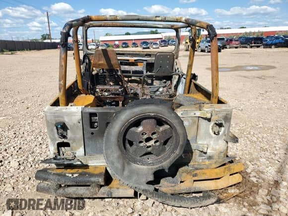1992 Jeep Wrangler с VIN 2J4FY19P5NJ502467, выставлен на аукционе Copart как лот 77054933 с пробегом Не указан миль и Чистый • Clean title. История ставок и продаж доступна на DreamBid. Изображение 6.