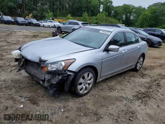 2009 Honda Accord EX-L z VIN 1HGCP26889A093389, wystawiony jako Copart lot #59656555 z przebiegiem 101 025 mil mil oraz Nie do naprawy • Non repairable. Historia ofert i sprzedaży dostępna na DreamBid. Obrazek 1.
