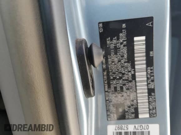 2007 Toyota Sienna XLE z VIN 5TDBK22C67S000064, wystawiony jako Copart lot #66478005 z przebiegiem 266 689 mil mil oraz Szkoda całkowita • Salvage title. Historia ofert i sprzedaży dostępna na DreamBid. Obrazek 14.