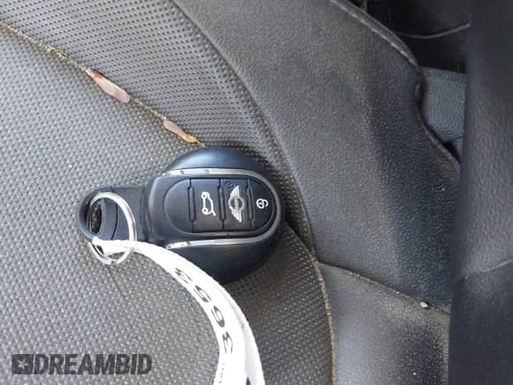 2015 MINI Hardtop with VIN WMWXM5C51F3A57788, listed as a IAAI auction lot 42103399 with 150,000 mi miles and . Bid and sale history available at DreamBid. Image 11.