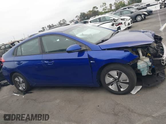2019 Hyundai Ioniq Blue with VIN KMHC65LC2KU176036, listed as a IAAI auction lot 42942419 with 111,774 mi miles and . Bid and sale history available at DreamBid. Image 13.