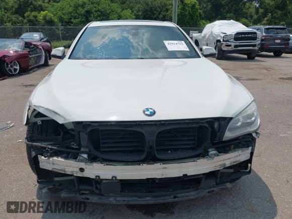 2015 BMW 7 Series 750Li with VIN WBAYE8C54FD781484, listed as a IAAI auction lot 42914762 with 157,338 mi miles and . Bid and sale history available at DreamBid. Image 13.