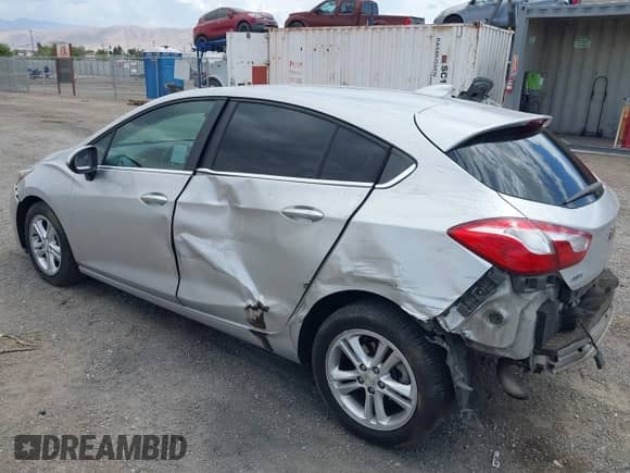 2017 Chevrolet Cruze LT с VIN 3G1BE6SM6HS615274, выставлен на аукционе IAAI как лот 43084511 с пробегом 92 026 миль миль и . История ставок и продаж доступна на DreamBid. Изображение 3.