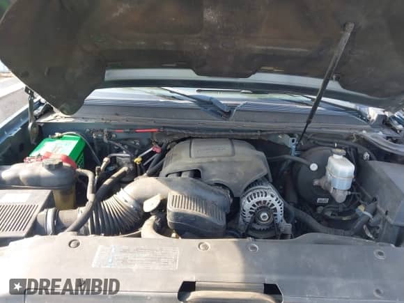 2008 Chevrolet Suburban LTZ with VIN 3GNFK16338G159718, listed as a IAAI auction lot 42570638 with 219,213 mi miles and . Bid and sale history available at DreamBid. Image 10.