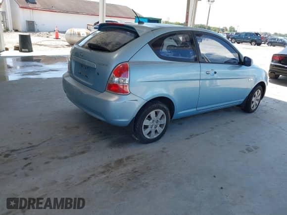 2010 Hyundai Accent GS с VIN KMHCM3AC7AU164315, выставлен на аукционе IAAI как лот 42857746 с пробегом 176 004 миль миль и . История ставок и продаж доступна на DreamBid. Изображение 4.