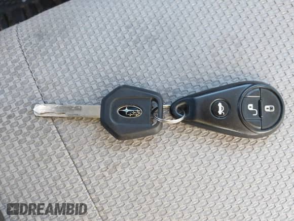 2011 Subaru Forester X with VIN JF2SHABC5BH779626, listed as a IAAI auction lot 43451622 with 155,167 mi miles and . Bid and sale history available at DreamBid. Image 11.