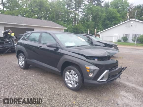 2025 Hyundai Kona SE с VIN KM8HACAB9SU212954, выставлен на аукционе IAAI как лот 42297287 с пробегом 8 355 миль миль и . История ставок и продаж доступна на DreamBid. Изображение 1.