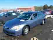 2007 Honda Accord LX с VIN 1HGCM55497A076655, выставлен на аукционе IAAI как лот 41388788 с пробегом 156 745 миль миль и . История ставок и продаж доступна на DreamBid. Изображение 17.