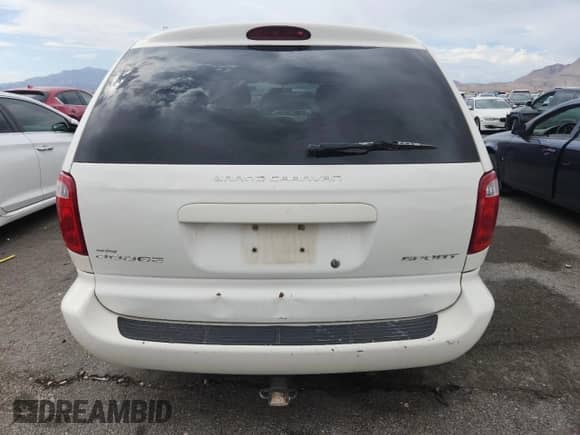 2003 Dodge Caravan Sport с VIN 2D4GP44L33R101570, выставлен на аукционе Copart как лот 63330865 с пробегом 184 330 миль миль и Списание • Salvage title. История ставок и продаж доступна на DreamBid. Изображение 6.