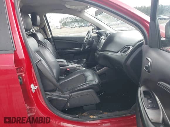 2018 Dodge Journey Crossroad with VIN 3C4PDCGGXJT378693, listed as a IAAI auction lot 42381653 with 113,183 mi miles and . Bid and sale history available at DreamBid. Image 5.
