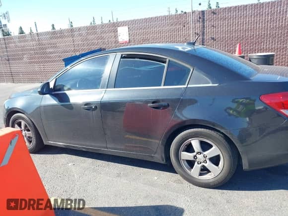 2013 Chevrolet Cruze 1LT с VIN 1G1PC5SB7D7254599, выставлен на аукционе IAAI как лот 43477193 с пробегом 175 615 миль миль и . История ставок и продаж доступна на DreamBid. Изображение 14.