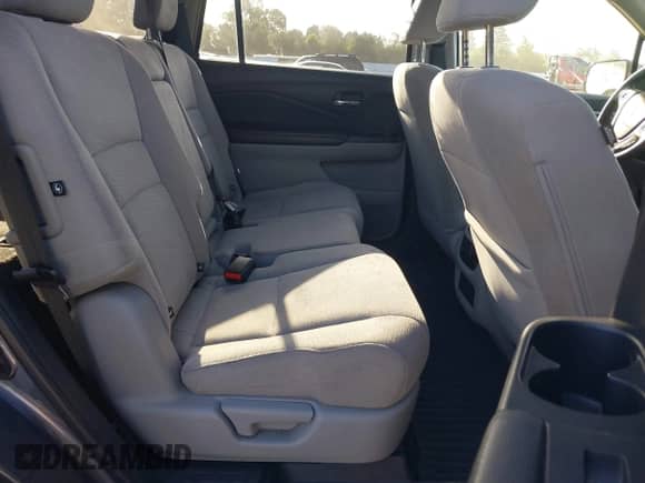 2017 Honda Pilot LX z VIN 5FNYF5H17HB007939, wystawiony jako IAAI lot #42557095 z przebiegiem 176 028 mil mil oraz . Historia ofert i sprzedaży dostępna na DreamBid. Obrazek 8.