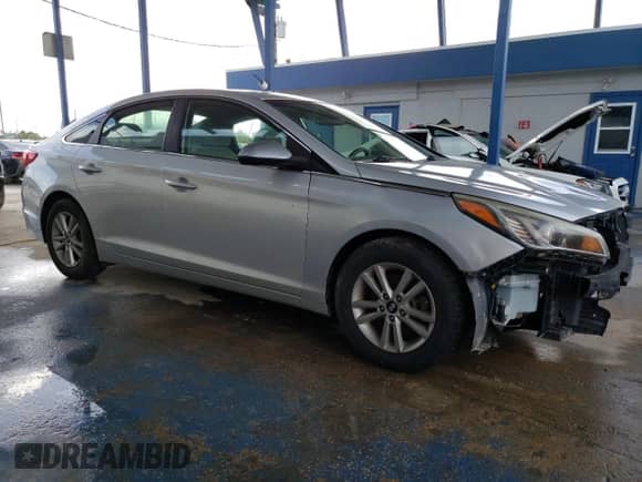 2017 Hyundai Sonata SE с VIN 5NPE24AF9HH493850, выставлен на аукционе Copart как лот 70459905 с пробегом 99 181 миль миль и Списание • Salvage title. История ставок и продаж доступна на DreamBid. Изображение 4.