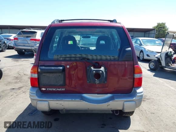 2002 Chevrolet Tracker LT с VIN 2CNBJ634326920332, выставлен на аукционе IAAI как лот 42840144 с пробегом 186 375 миль миль и . История ставок и продаж доступна на DreamBid. Изображение 16.