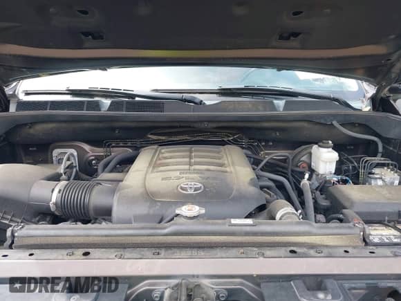 2019 Toyota Tundra SR5 с VIN 5TFAY5F10KX854202, выставлен на аукционе IAAI как лот 42184357 с пробегом 66 328 миль миль и . История ставок и продаж доступна на DreamBid. Изображение 10.