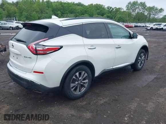 2017 Nissan Murano S z VIN 5N1AZ2MH5HN130517, wystawiony jako IAAI lot #42288440 z przebiegiem 102 934 mil mil oraz . Historia ofert i sprzedaży dostępna na DreamBid. Obrazek 4.