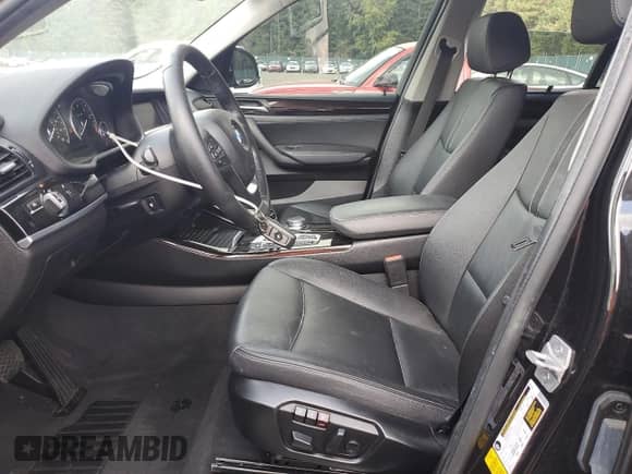 2017 BMW X3 sDrive28i с VIN 5UXWZ7C59H0V86210, выставлен на аукционе Copart как лот 81529695 с пробегом 96 998 миль миль и Списание • Salvage title. История ставок и продаж доступна на DreamBid. Изображение 7.