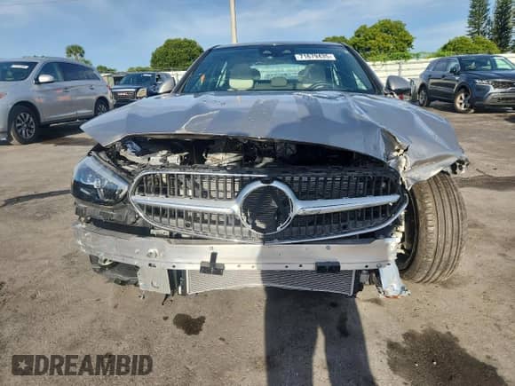 2023 Mercedes-Benz C 300 z VIN W1KAF4GB6PR096892, wystawiony jako Copart lot #71679435 z przebiegiem 3 168 mil mil oraz Szkoda całkowita • Salvage title. Historia ofert i sprzedaży dostępna na DreamBid. Obrazek 5.