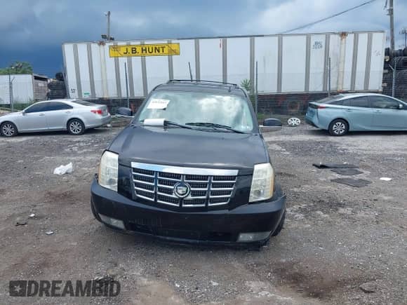 2009 Cadillac Escalade с VIN 1GYFK23209R216656, выставлен на аукционе IAAI как лот 42622663 с пробегом Не указан миль и . История ставок и продаж доступна на DreamBid. Изображение 12.