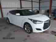 2013 Hyundai Veloster w/Black Int z VIN KMHTC6AD3DU171621, wystawiony jako IAAI lot #42902812 z przebiegiem 135 498 mil mil oraz . Historia ofert i sprzedaży dostępna na DreamBid. Obrazek 1.