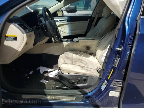 2015 Hyundai Genesis 3.8L z VIN KMHGN4JE6FU073355, wystawiony jako Copart lot #73350734 z przebiegiem 84 960 mil mil oraz Czysty tytuł • Clean title. Historia ofert i sprzedaży dostępna na DreamBid. Obrazek 7.