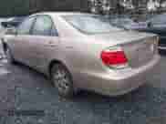 2005 Toyota Camry LE с VIN 4T1BF32K15U594407, выставлен на аукционе IAAI как лот 41490130 с пробегом 117 389 миль миль и . История ставок и продаж доступна на DreamBid. Изображение 3.