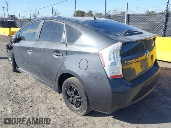 2011 Toyota Prius III with VIN JTDKN3DU6B0265758, listed as a IAAI auction lot 41560957 with 205,126 mi miles and . Bid and sale history available at DreamBid. Image 3.