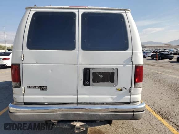 2004 Ford Econoline Cargo with VIN 1FTSS34S14HA04260, listed as a Copart auction lot 68658975 with Not provided miles and Salvage title. Bid and sale history available at DreamBid. Image 6.