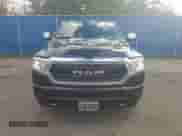 2022 Ram 1500 Limited z VIN 1C6SRFHT4NN337790, wystawiony jako Copart lot #83919165 z przebiegiem 93 470 mil mil oraz Czysty tytuł • Clean title. Historia ofert i sprzedaży dostępna na DreamBid. Obrazek 5.