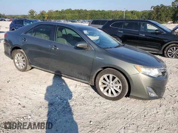 2013 Toyota Camry XLE with VIN 4T1BD1FK6DU090387, listed as a Copart auction lot 80391335 with 242,577 mi miles and Salvage title. Bid and sale history available at DreamBid. Image 4.