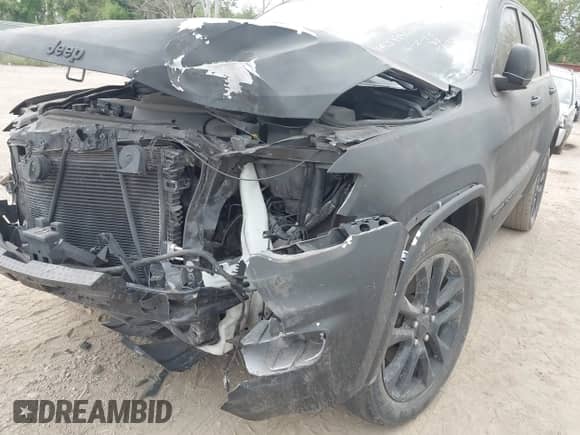 2020 Jeep Grand Cherokee Laredo E with VIN 1C4RJFAG2LC326761, listed as a IAAI auction lot 42434904 with 88,556 mi miles and . Bid and sale history available at DreamBid. Image 18.