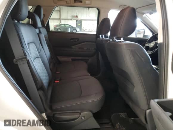 2025 Nissan Pathfinder SV с VIN 5N1DR3BA4SC227400, выставлен на аукционе Copart как лот 81218135 с пробегом 19 823 миль миль и Чистый • Clean title. История ставок и продаж доступна на DreamBid. Изображение 11.