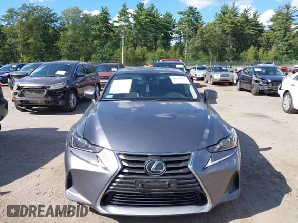 2018 Lexus IS 300 z VIN JTHC81D24J5033612, wystawiony jako IAAI lot #43134662 z przebiegiem 64 763 mil mil oraz . Historia ofert i sprzedaży dostępna na DreamBid. Obrazek 12.