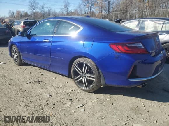 2017 Honda Accord Touring with VIN 1HGCT2B00HA002965, listed as a Copart auction lot 82459374 with 45,643 mi miles and Salvage title. Bid and sale history available at DreamBid. Image 2.