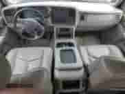 2003 GMC Sierra 1500 SLT with VIN 2GTEK19T331340237, listed as a Copart auction lot 68320575 with 208,733 mi miles and Salvage title. Bid and sale history available at DreamBid. Image 8.
