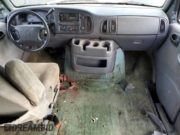 1999 Dodge Cargo Conversion with VIN 2B6HB11Y2XK573535, listed as a Copart auction lot 86497215 with 114,338 mi miles and Salvage title. Bid and sale history available at DreamBid. Image 8.