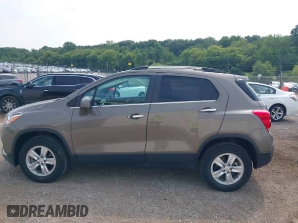 2020 Chevrolet Trax LT z VIN KL7CJPSB1LB344850, wystawiony jako IAAI lot #42904445 z przebiegiem 14 489 mil mil oraz . Historia ofert i sprzedaży dostępna na DreamBid. Obrazek 14.