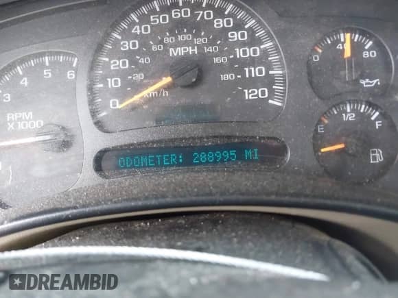 2004 Chevrolet Silverado 1500 with VIN 2GCEC19V141401407, listed as a IAAI auction lot 41890769 with 288,995 mi miles and . Bid and sale history available at DreamBid. Image 7.