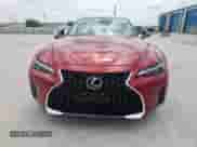 2022 Lexus IS 300 z VIN JTHDA1D2XN5119084, wystawiony jako Copart lot #61237065 z przebiegiem 60 713 mil mil oraz Czysty tytuł • Clean title. Historia ofert i sprzedaży dostępna na DreamBid. Obrazek 5.