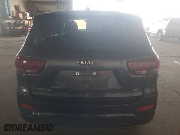 2020 Kia Sorento LX with VIN 5XYPG4A37LG626332, listed as a Copart auction lot 81133715 with 84,390 mi miles and Salvage title. Bid and sale history available at DreamBid. Image 6.