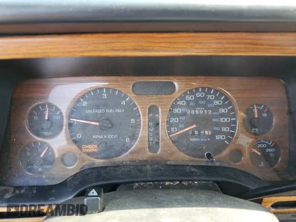 1996 Dodge 1500 с VIN 3B7HC13Y3TG132333, выставлен на аукционе Copart как лот 67113555 с пробегом 235 017 миль миль и Списание • Salvage title. История ставок и продаж доступна на DreamBid. Изображение 9.