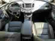 2018 Chevrolet Impala Premier z VIN 2G1125S35J9173466, wystawiony jako Copart lot #72016435 z przebiegiem 221 439 mil mil oraz Szkoda całkowita • Salvage title. Historia ofert i sprzedaży dostępna na DreamBid. Obrazek 8.