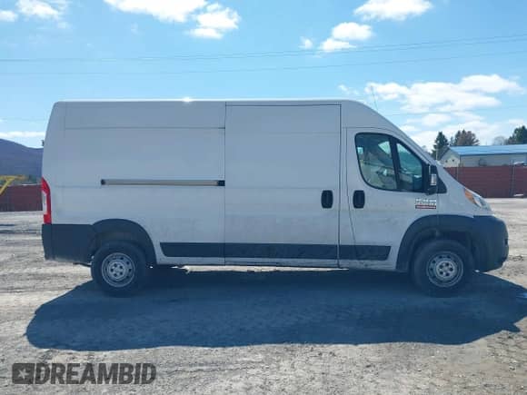 2016 Ram ProMaster Cargo с VIN 3C6TRVDG2GE105803, выставлен на аукционе IAAI как лот 41726907 с пробегом 171 109 миль миль и . История ставок и продаж доступна на DreamBid. Изображение 13.