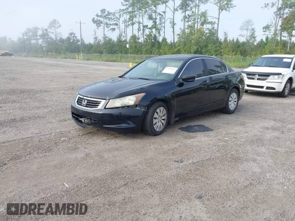 2008 Honda Accord LX с VIN JHMCP26378C067970, выставлен на аукционе IAAI как лот 43289947 с пробегом 207 247 миль миль и . История ставок и продаж доступна на DreamBid. Изображение 2.